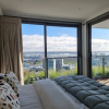 Отель Luxe Apt w Harbour-Sunset Views -Parking, фото 20