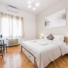 Отель Cute and Central apt for 3 new Features 2024 Upgrade, фото 4
