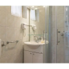 Отель Modern apartment with balcony and sea view for 2 persons in Medulin, фото 5
