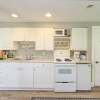 Отель AMI Lighthouse Cottage-one Minute Walk To The Beach-keyless Locks, фото 3