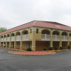 Отель Econo Lodge Huntington - Barboursville University Area, фото 19