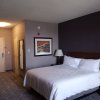 Отель Hilton Garden Inn Calgary Airport, фото 35