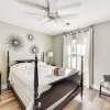 Отель Cheerful Bluffton Townhome: 1 Mi to Old Town!, фото 3