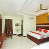 Отель OYO 15115 Hotel Ramcharan Residency, фото 3