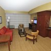 Отель Courtyard by Marriott Raleigh North/Triangle Town Center, фото 3