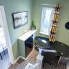Отель Lakeside view - Manchester townhouse, фото 12