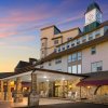 Отель Pocono Manor Resort and Spa в Поконо-Мэноре