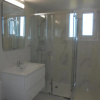 Отель Kermia Court - Beach-front, modern 2 bedroom -sleeps 6, фото 8