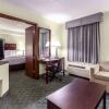 Отель Comfort Inn & Suites - near Robins Air Force Base Main Gate, фото 3