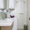 Отель Two Bedroom Apartment with Balcony, фото 9