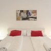 Отель Central 3BR shared Apt. Near Rennweg, фото 1