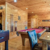Отель Mountain View Lodge 8 Bedroom Home with Hot Tub, фото 10