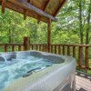 Отель Peaceful Mountain Gem 1 Bedroom Hot Tub Wifi Air Hockey Sleeps 6, фото 12