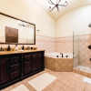 Отель Luxury Vacation Rentals At Hacienda Pinilla, фото 9