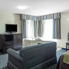 Отель Holiday Inn Express Hotel & Suites Tulsa-Downtown Area, фото 3