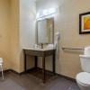 Отель Comfort Suites Near Sam Houston Race Park, фото 8