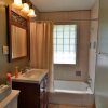 Отель Tranquility Court 3 Bedrooms 1 Bathroom Condo, фото 9