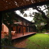 Отель Srinual Lodge в Nan