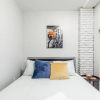 Отель Cozy 1BR Boutique Apt - Within DT Hamilton, фото 2