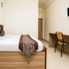 Отель OYO 23018 Hotel Expo Suites, фото 2