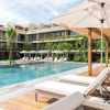 Отель Elegant 2 Units in one 3BR Stunning Pools Best Amenities Wifi Concierge, фото 31
