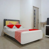 Отель Oyo 91375 Pondok Feby Makassar, фото 11