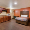 Отель Rodeway Inn & Suites East, фото 16