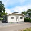 Отель Well-kept chalet with dishwasher not far from the Biesbosch, фото 29