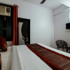 Отель OYO 15253 Pluto Residency, фото 3
