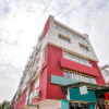 Отель OYO Home Peaceful Stay Keshav Nagar Near Amanora Mall, фото 1
