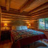 Отель The Log Cabin 2 Bedroom Home by RedAwning, фото 3