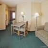 Отель Country Inn & Suites by Radisson, Appleton, WI, фото 5