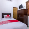 Отель OYO 1082 Kost Arie 1, фото 6
