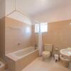 Отель Villa Quinta Jolu - 4 Bed private Villa with pool close to shopping and restaurants, фото 10