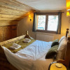Отель Charming chalet 100m2, Heart of the 3 vallées, Meribel, Les Allues, фото 6