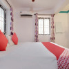 Отель Waves 18 By OYO Rooms, фото 12