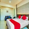 Отель OYO 73786 Srikrishna Paradise Hotel, фото 11