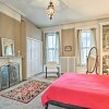 Отель Centrally Located Apt in Victorian Mansion!, фото 3