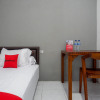 Отель RedDoorz near Universitas PGRI Semarang, фото 5