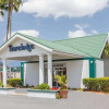Отель Travelodge Lakeland, фото 1