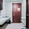 Отель Comfort And Homey 1Br Apartment Scientia Residence, фото 9
