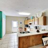 Отель Simply Paradise - 2 Br Condo, фото 7