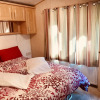 Отель Willerby Manor in Coghurst Holiday Park, фото 4