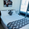 Отель Astonishing Docklands View Deluxe Room, фото 10