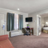 Отель University Park Inn & Suites, фото 4