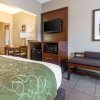 Отель Comfort Suites Keeneland, фото 35