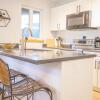 Отель Storm Bay, Modern 1 Bed Suite and Chefs Kitchen, фото 8