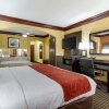 Отель Comfort Suites Lake Jackson Clute, фото 15