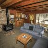 Отель Cabin On The Lake - 2 Br cabin by RedAwning, фото 17