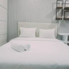Отель Homey And Comfy Stay Studio Apartment At B Residence, фото 12